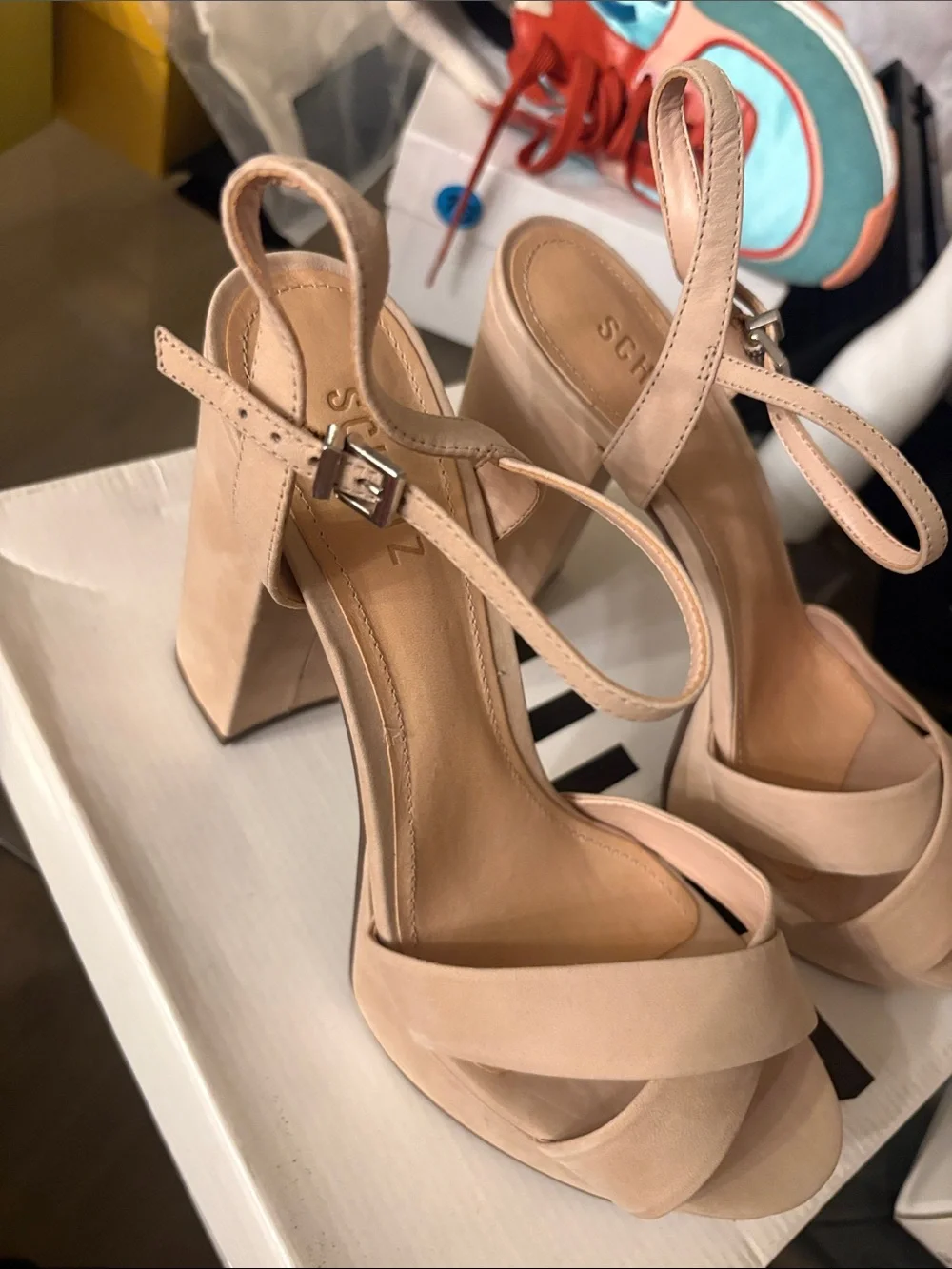 SCHUTZ sophisticated platform